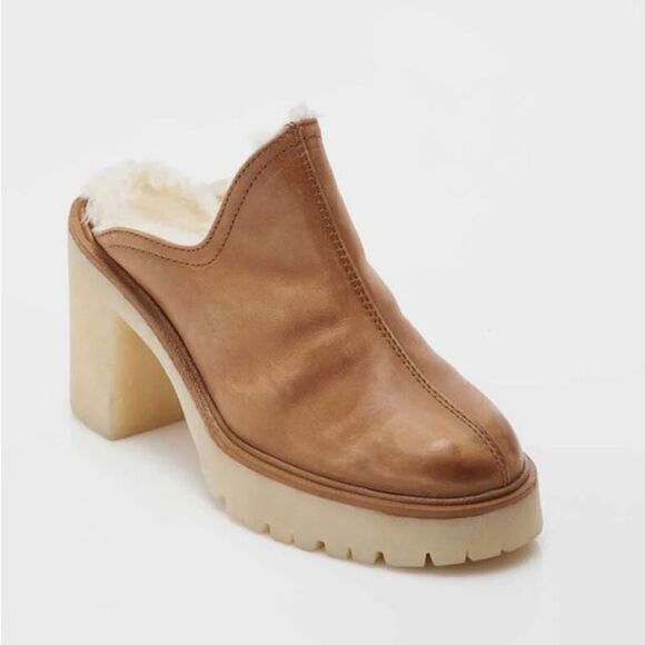 Free People James Cozy Leather Chinky Platform Mule Faux Shearling NWT SZ 40/10 - Picture 1 of 14